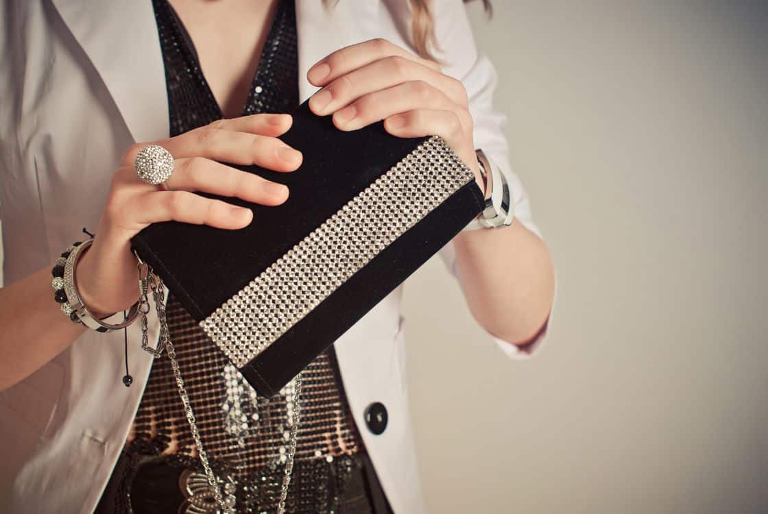 Bolso Negro de Fiesta