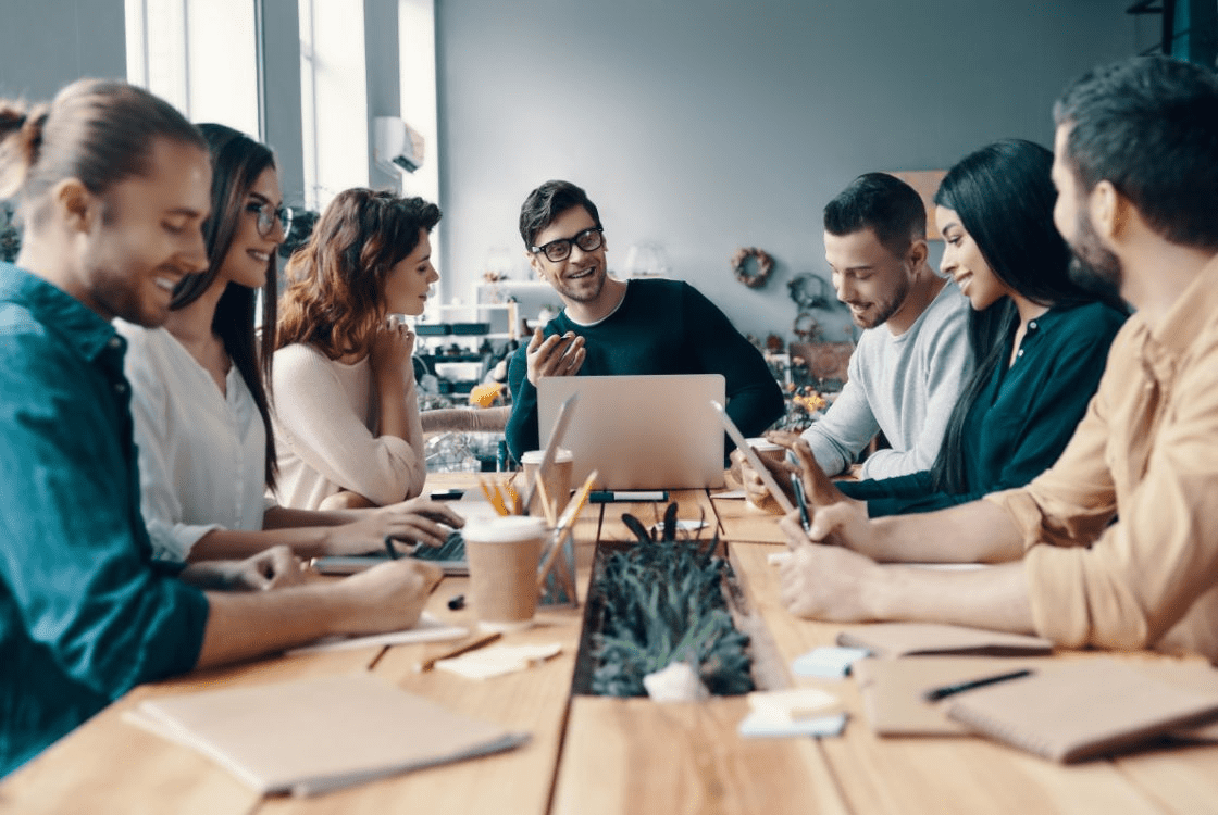 Equipo de personas trabajando